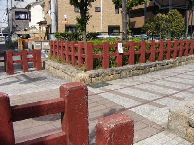 かつての踏み切り。そのままの雰囲気。